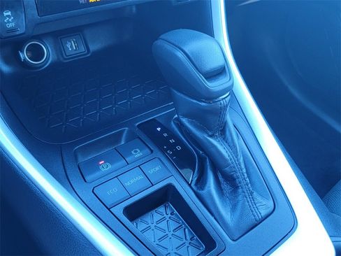 Used 2023 Toyota RAV4 XLE image 29