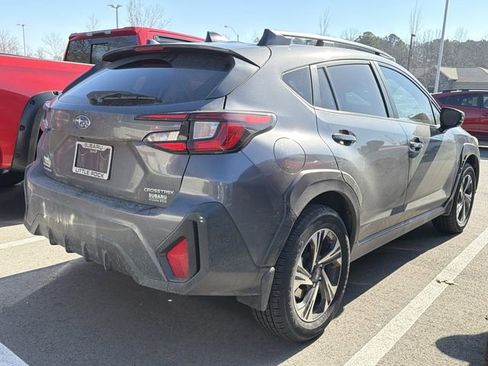 Used 2024 Subaru Crosstrek 2.0i Premium image 5