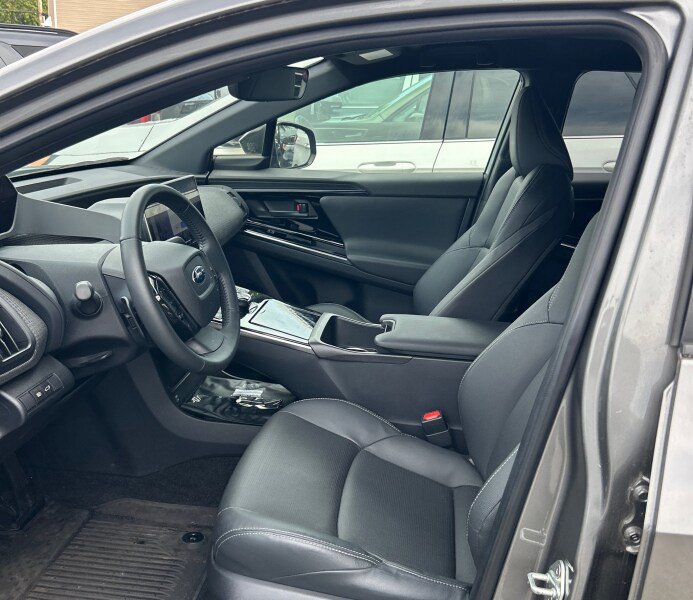 Used 2023 Subaru Solterra AWD image 2