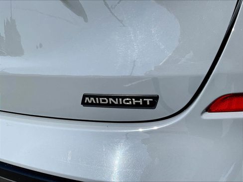 Certified 2022 Nissan Murano SV w/ SV Midnight Edition Package AWD/4WD image 24