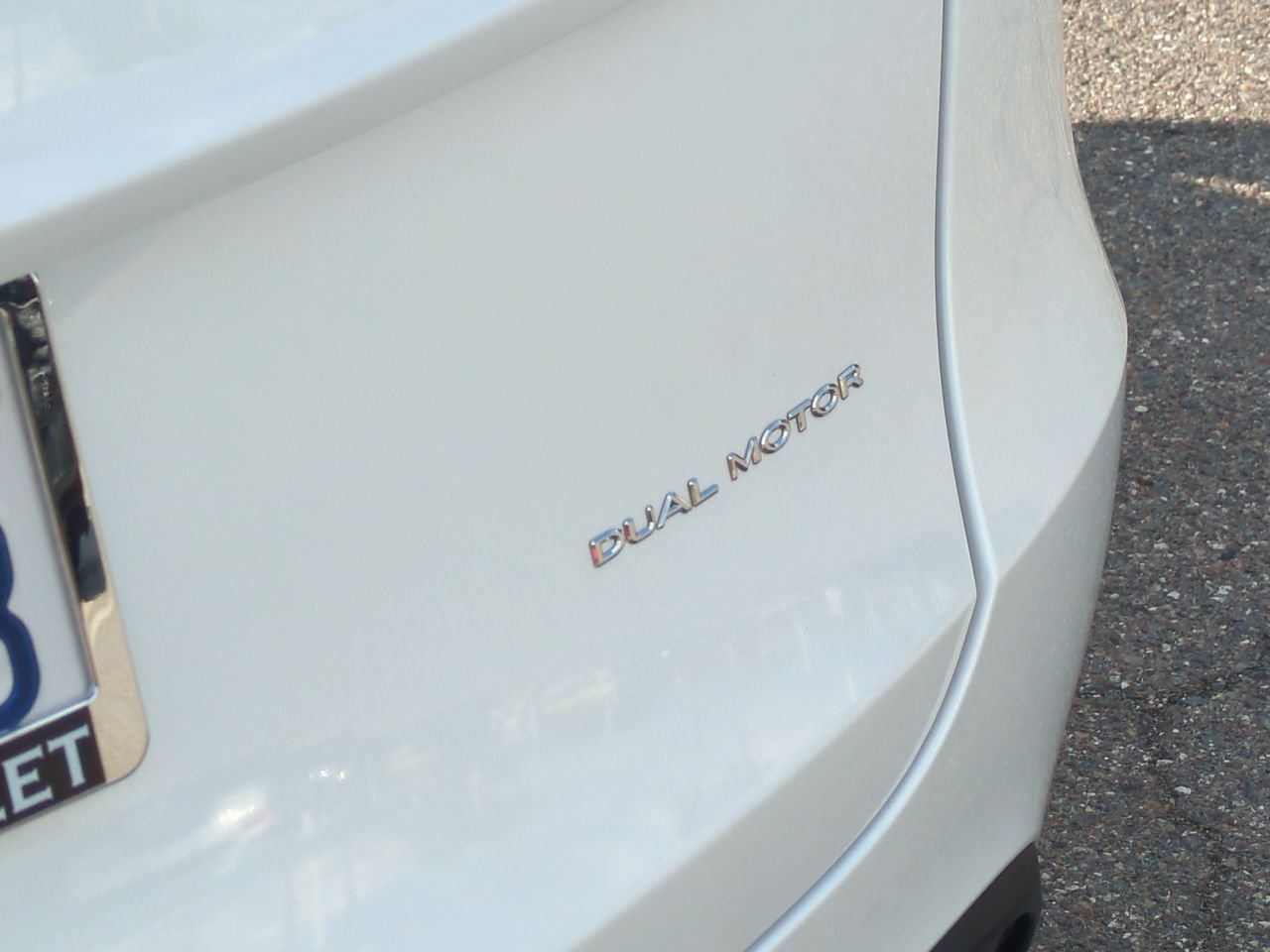 Used 2023 Tesla Model Y Long Range AWD/4WD image 31