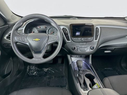 Used 2024 Chevrolet Malibu LT image 29