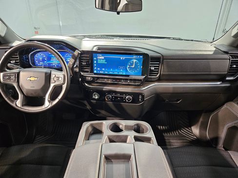 Used 2023 Chevrolet Silverado 1500 LT RWD image 10