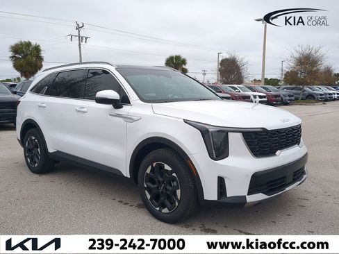 New 2025 Kia Sorento S w/ Panoramic Sunroof Package image 2