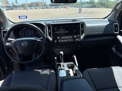 Certified 2025 Nissan Frontier SV RWD image 12