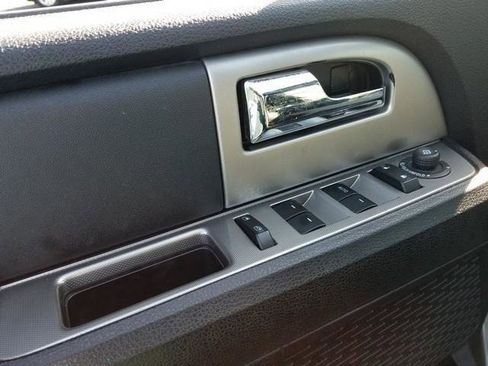 Used 2017 Ford Expedition Limited w/ Equipment Group 301A image 11