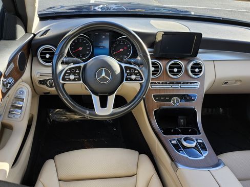 Used 2019 Mercedes-Benz C 300 4MATIC Sedan image 21
