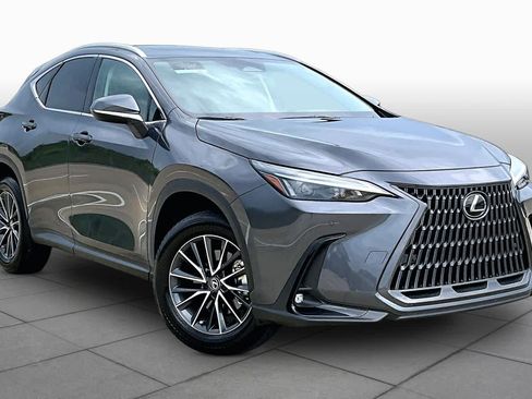 Used 2025 Lexus NX 250 FWD w/ Accessory Package (Z1) image 3