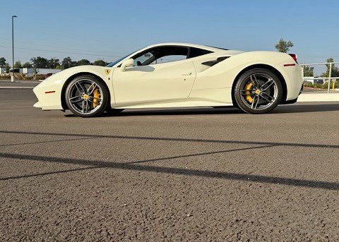 Used 2019 Ferrari 488 GTB RWD image 19