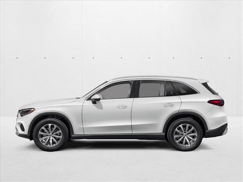 New 2026 Mercedes-Benz GLC 300 4MATIC image 3