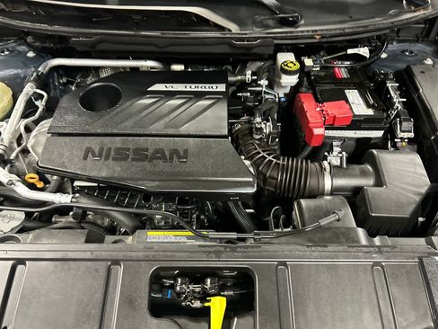 Used 2025 Nissan Rogue SV FWD image 24
