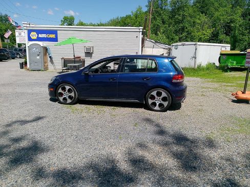 Used 2012 Volkswagen GTI 4-Door FWD image 7