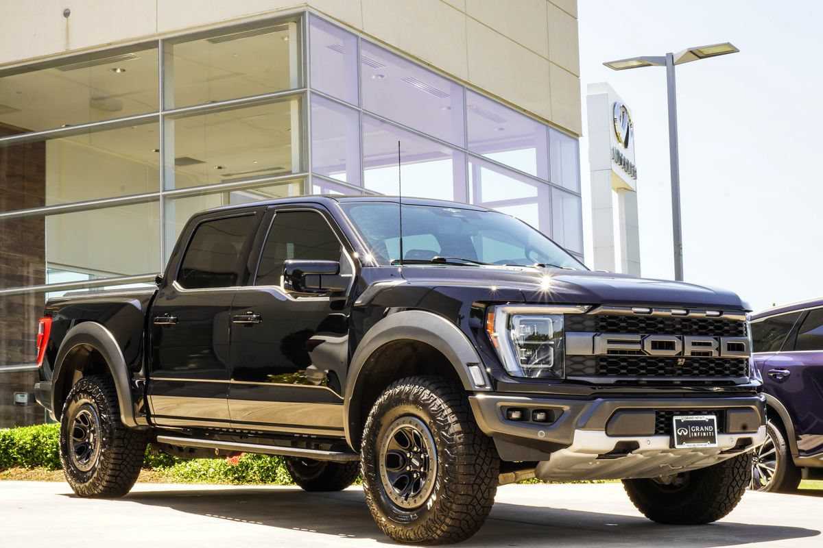 Used 2023 Ford F150 Raptor w/ Raptor Carbon Fiber Package AWD/4WD image 4