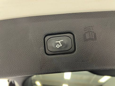 Used 2023 Ford Edge Titanium image 30