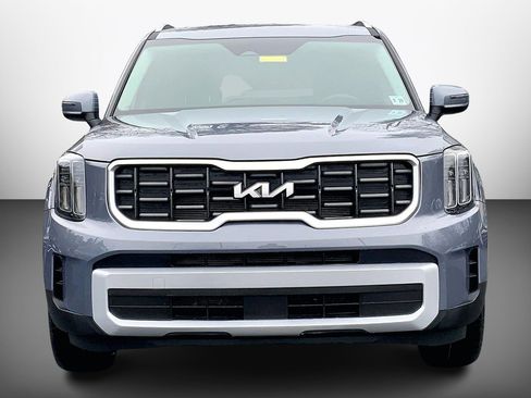 Used 2024 Kia Telluride S w/ S Sunroof Package image 5