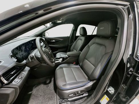 New 2026 Buick Envista Sport Touring w/ Convenience I Package FWD image 22