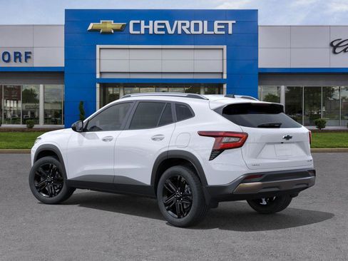 New 2026 Chevrolet Trax ACTIV w/ Sunroof Package image 4