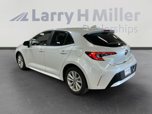 Certified 2024 Toyota Corolla SE image 3