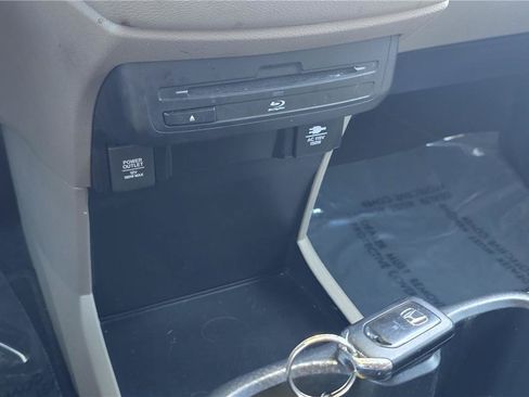 Used 2020 Honda Odyssey Elite image 24
