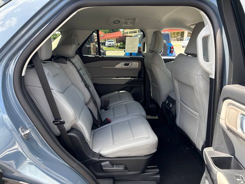 New 2026 Ford Explorer Active w/ Active Comfort Package AWD/4WD image 35