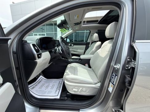 Used 2023 Kia Sorento SX Prestige AWD/4WD image 28