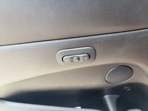 Used 2019 Jeep Grand Cherokee High Altitude RWD image 19