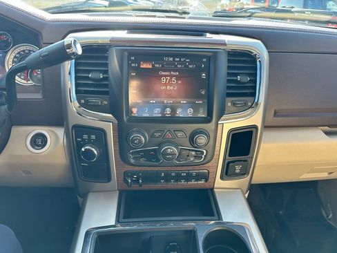 Used 2014 RAM 3500 Laramie image 9