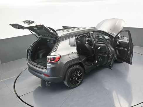 Used 2022 Jeep Compass Altitude image 64