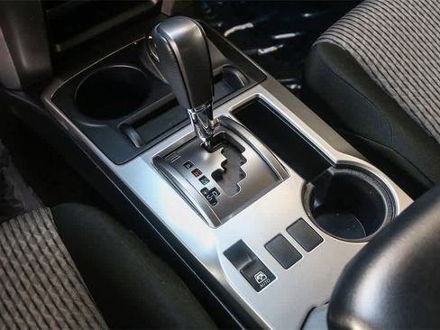 Used 2022 Toyota 4Runner SR5 image 21