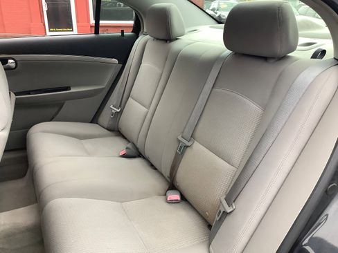 Used 2009 Saturn Aura XE w/ Preferred Package image 11