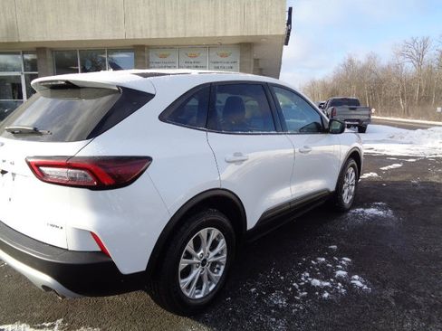 Used 2025 Ford Escape Active image 5