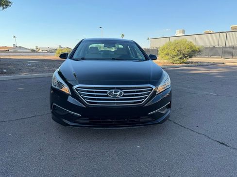 Used 2017 Hyundai Sonata SE w/ Cargo Package image 3