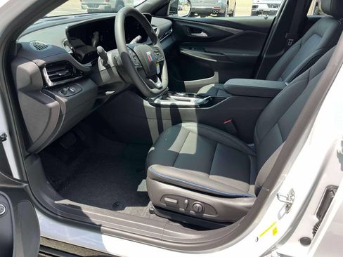 New 2026 Buick Envista Sport Touring w/ Convenience I Package FWD image 22