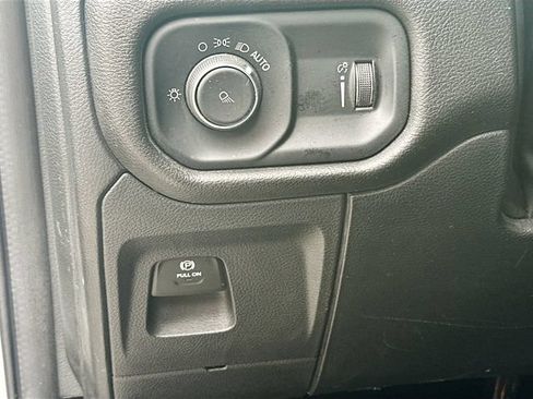 Used 2024 RAM 1500 Big Horn AWD/4WD image 11