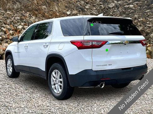Used 2021 Chevrolet Traverse LS AWD/4WD image 8