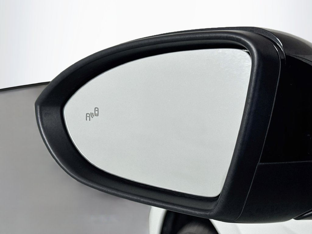 Used 2025 Volkswagen Jetta Sport FWD image 17