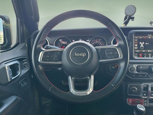 Used 2022 Jeep Wrangler Rubicon AWD/4WD image 17