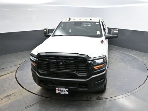 New 2026 RAM 3500 Tradesman AWD/4WD image 34