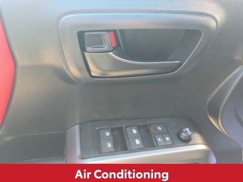 Used 2023 Toyota Tacoma SR5 w/ Technology Package image 19