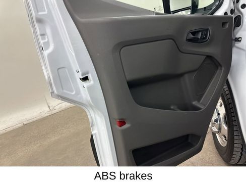 Used 2021 Ford Transit 350 XLT image 26