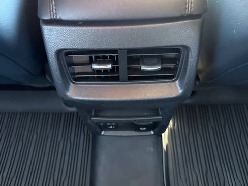 Used 2024 Ford Edge SEL w/ Sport Appearance Package AWD/4WD image 28