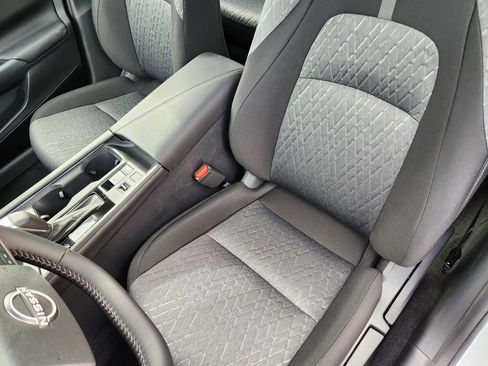 New 2026 Nissan Sentra SV w/ SV Convenience Package FWD image 10