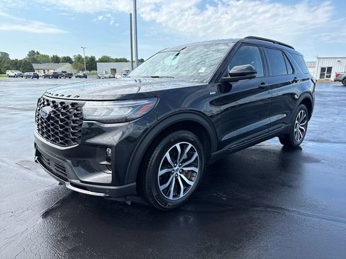 Used 2026 Ford Explorer ST-Line AWD/4WD image 4