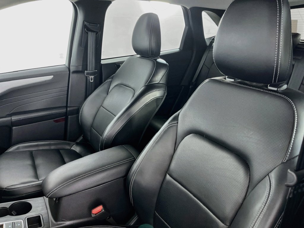 Used 2024 Ford Escape Platinum FWD image 26