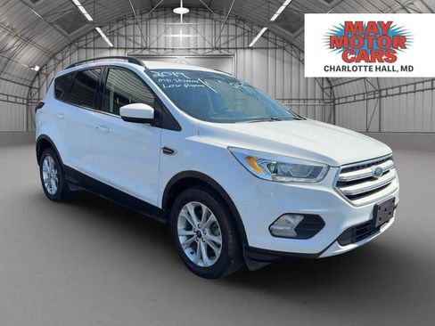Used 2019 Ford Escape SEL image 8