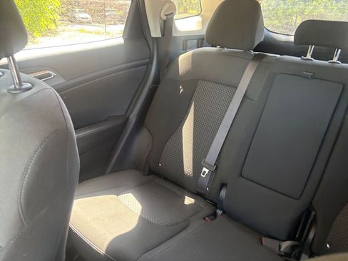 Used 2025 Kia Sportage LX FWD image 38