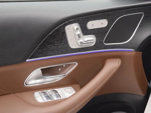 Certified 2025 Mercedes-Benz GLE 450 4MATIC image 22