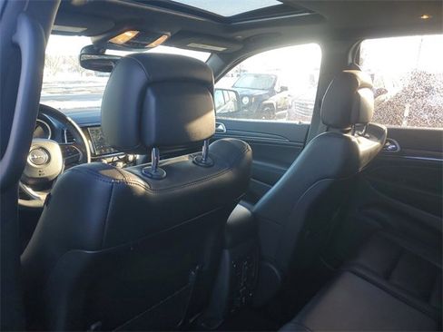Used 2020 Jeep Grand Cherokee Limited image 11