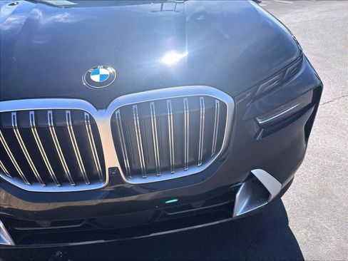 Used 2023 BMW X7 xDrive40i AWD/4WD image 36