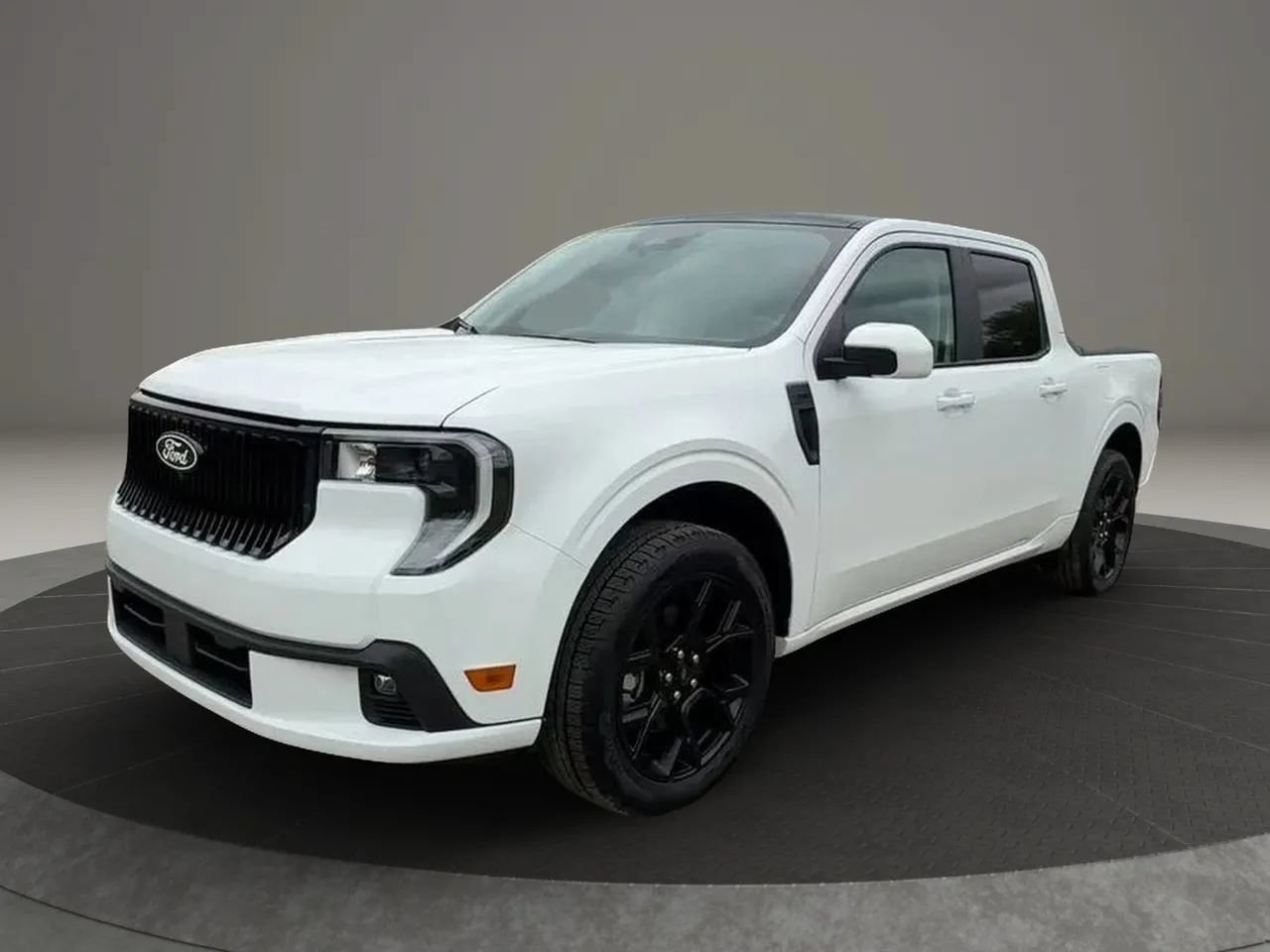 Used 2025 Ford Maverick Lobo AWD/4WD image 3
